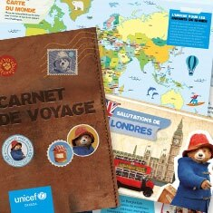 Illustration d’un carnet de voyage et d’une carte du monde sur le thème de l’ours Paddington.