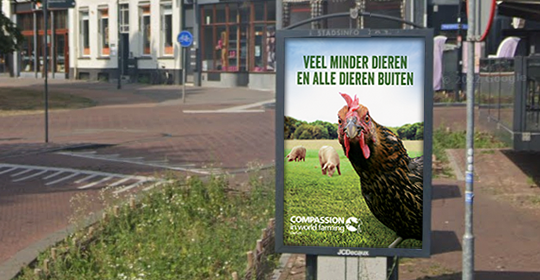 Poster op een billboard- veel minder dieren en alle dieren buiten