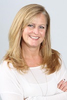 Lynne Bowman