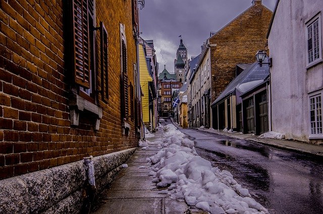 Quebec alley