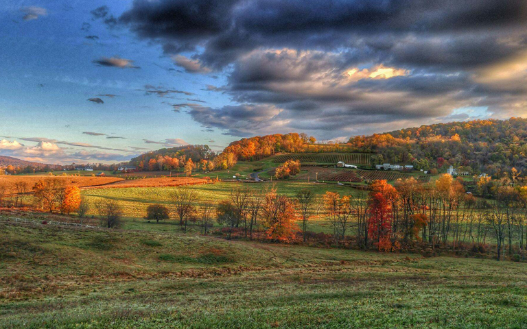 Foothills of the Blue Ridge Mountains in Virginia © Greg Duthie/TNC Photo Contest 2021 