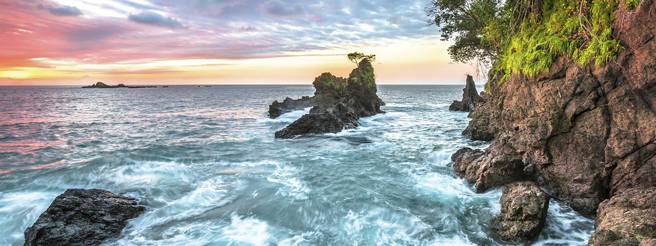 Pacific Ocean on the west side of the Osa Peninsula, Costa Rica.