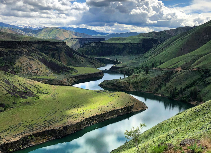 Sunny landscape of the South Fork of the Boise River, Idaho. &copy; Karen Theil/TNC Photo Contest 2019