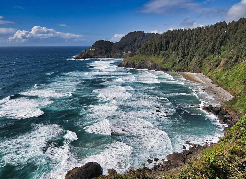 Oregon coast near Heceta Head Lighthouse. &copy; Debbie Tegtmeier/TNC Photo Contest 2019