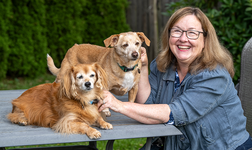 HSUS donor Carrie and her two dogs