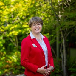 Dean Jan Hare, PhD'01